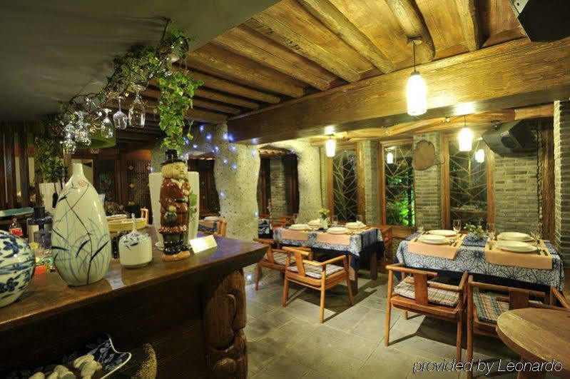Blossom Hill Inn - Neverland Lijiang  Ristorante foto